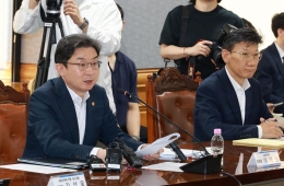 7월 가계빚 6.2조 늘어…증가폭 두 달째 둔화, 총량 확대는 변수