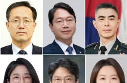 李, 예상 밖 중폭개각…1년 만에 짙어진 진보색