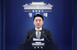 [속보] 청와대 "강훈식 비서실장, 李대통령에 사의 표명"