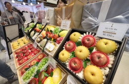 183,000 Tons of Holiday Essentials Like Apples and Beef to Be Released... 100 Billion Won Allocated for Discounts Up to 50%