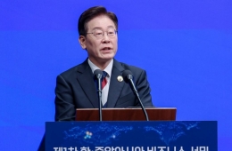 李在明：“应与中亚建立关键矿产合作体系……新丝绸之路将开启”