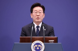 李대통령 "연임 생각 전혀 없다, 헌법상 불가능"