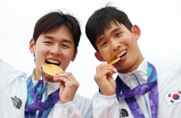 근대 5종 남자 단체전도 우승…"우리도 금메달 땄어요"