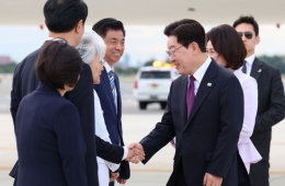 李대통령 뉴욕 도착…유엔서 '한반도 평화공존' 청사진 제시