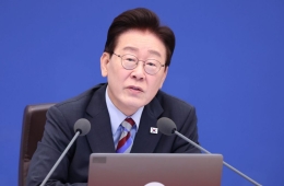 李 "주거·일자리 지원"…北 지뢰사고엔 "음모론 없어야"