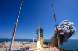  Successful, but "Commercial Launch Services Require Greater Reliability First"