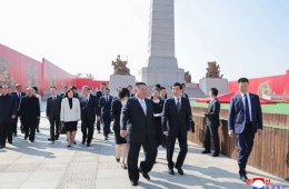 北 매체들, 김정은 방중 대대적 보도…북중 관계 과시