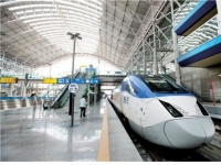 경부선 KTX, 대전역 인근서 고장 정차…승객 900여명 불편