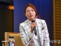 "이상화 레이스 수백번 봤다"…같은 날, 같은 곳서 12년만에 새 기록