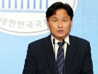 김영진, 정성호에게 언성 높인 김용민에 쓴소리…