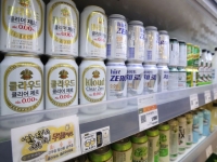 '700억 시장' 도약…몸값 오르는 무알코올 맥주 '하이트 vs 카스' 2파전