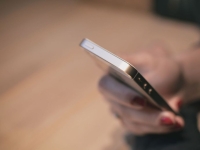 이제 홍콩 여행 못 가나…"방문객도 폰 비번 제공 거부 시 처벌"