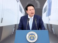  尹 "고속열차 운행 2배 늘려 전국 2시간대 생활권 확대할 것"