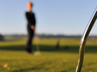 골프 중 들이킨 이 음료 알고 보니…3500만원 뜯어낸 70대