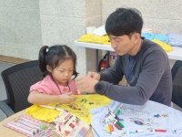"동료 육아휴직 빈자리 나 홀로 짊어졌다"…직장인 10명 중 7명 '무보상 독박'