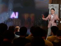 '연봉 23억' LG전자 CEO "AI 인재, 사장보다 더 많이 벌 수 있다"