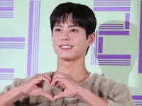 '젊고 건실한 청년' 박보검 이미지 앞세웠는데…'영포티'가 점찍은 당근의 고민