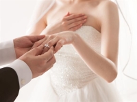 "둘이 합쳐 매달 1000만원 받는데 결혼해야죠"…혼인 급증한 '이 직군'