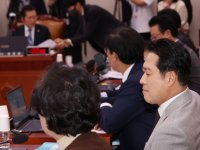 장동혁 국감 회피신청에 與野 감싸기 진풍경…