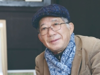 한강도 윤동주도 제쳤다…최근 10년 최다 판매 시집 1위는