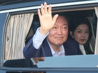 '윤어게인 신당' 하루 만에 보류…