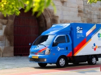 쿠팡 잡으려고 대형마트 새벽배송…13년 만의 '변심'에 활짝 웃는 이곳[주末머니]