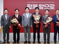 안철수, 단일화 갈등에 