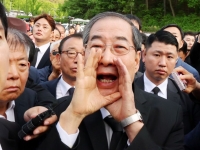 '대선 출마 선언' 한덕수, 첫 행선지 광주서 푸대접