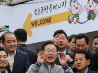 피습 모의 제보 들어온 李, 민심청취 현장서 