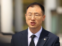 강기정, 국힘 탈당한 김상욱에 “5·18에 오라”