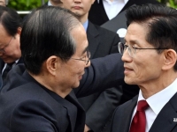 [속보]김문수, 한덕수와 포옹하며 