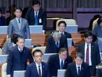 '꼿꼿' 김문수 
