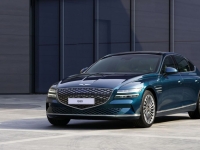 '고성능 럭셔리' 입은 제네시스…10년 만에 150만대 팔려