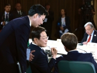 'G7 확대세션' 참석한 李대통령 
