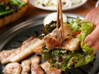 삼겹살 싸 먹던 '이것' 대장암 원인?…영국서 7년새 10배 증가