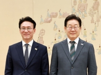 李 대통령 SNS서 김민석 언급, 6분후 답글은?