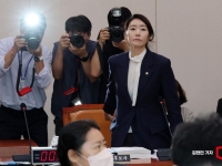 '위장전입' 논란에 눈물 참은 강선우…발달장애 자녀 가정사 소개