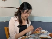 '혼밥女 구박' 파장 커지자…