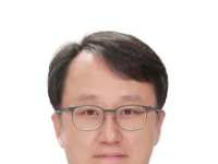 강준욱 비서관이 3월에 낸 책에 