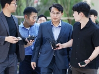 [속보]김건희특검, '尹부부 지방선거 공천개입' 공범 의혹 윤상현 의원 소환