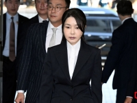 [단독] 김건희, 영장심사서 목걸이 진품·모조품 모두 “모른다” 답변 