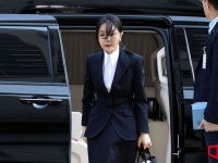 [속보] 김건희 구속영장심사 시작…밤늦게 결과 나올 듯