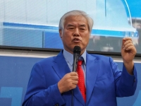 '보석석방' 전광훈, 또 집회 참석…난동범들에 "알지도 못하는 사람들"