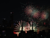 "30만원에 명당 잡아드려요"…100만명 몰리는 '이 축제' 앞두고 또