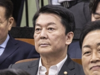 안철수 "전재수, 부산시장 출마로 '김경수의 길' 준비하나"