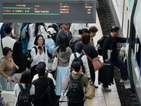 "굳이 해외까지 가야 하나"…정부, 추경 풀어 '여름휴가' 판 깔았다