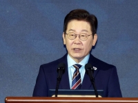 "투표하라는 건지 약 올리는 건지"…재외국민 투표제 지적한 李대통령