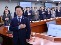 "엄청난 수출효과 기대되는데"…李대통령, 혐중 시위에 "욕설·행패 근절 대책 서둘러 마련" 