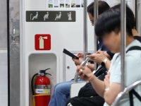 "배려가 먼저냐, 에티켓이 먼저냐" 한석준 이어폰 발언에 누리꾼 의견 팽팽