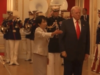 뚜벅뚜벅 '일장기 노룩 패싱'…다카이치 '헉' 당황시킨 트럼프 돌발 행동